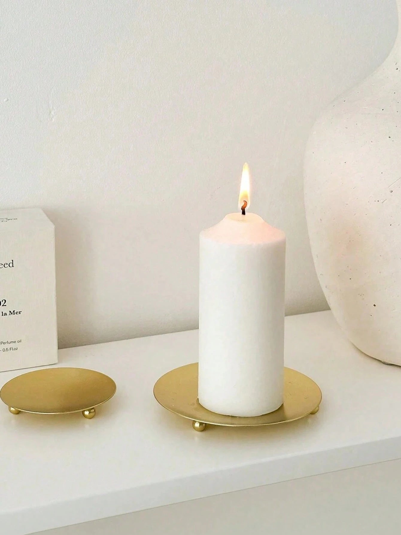 Decorative Iron Plate Candle Holder for Candles/Incense Cones